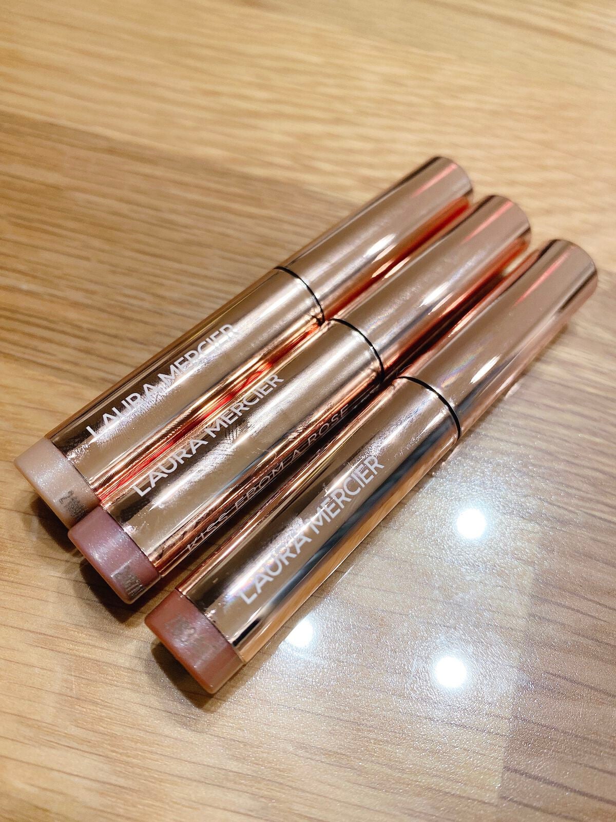 キャビアスティック アイカラー/ローラ メルシエ/スティックアイシャドウを使ったクチコミ(2枚目)