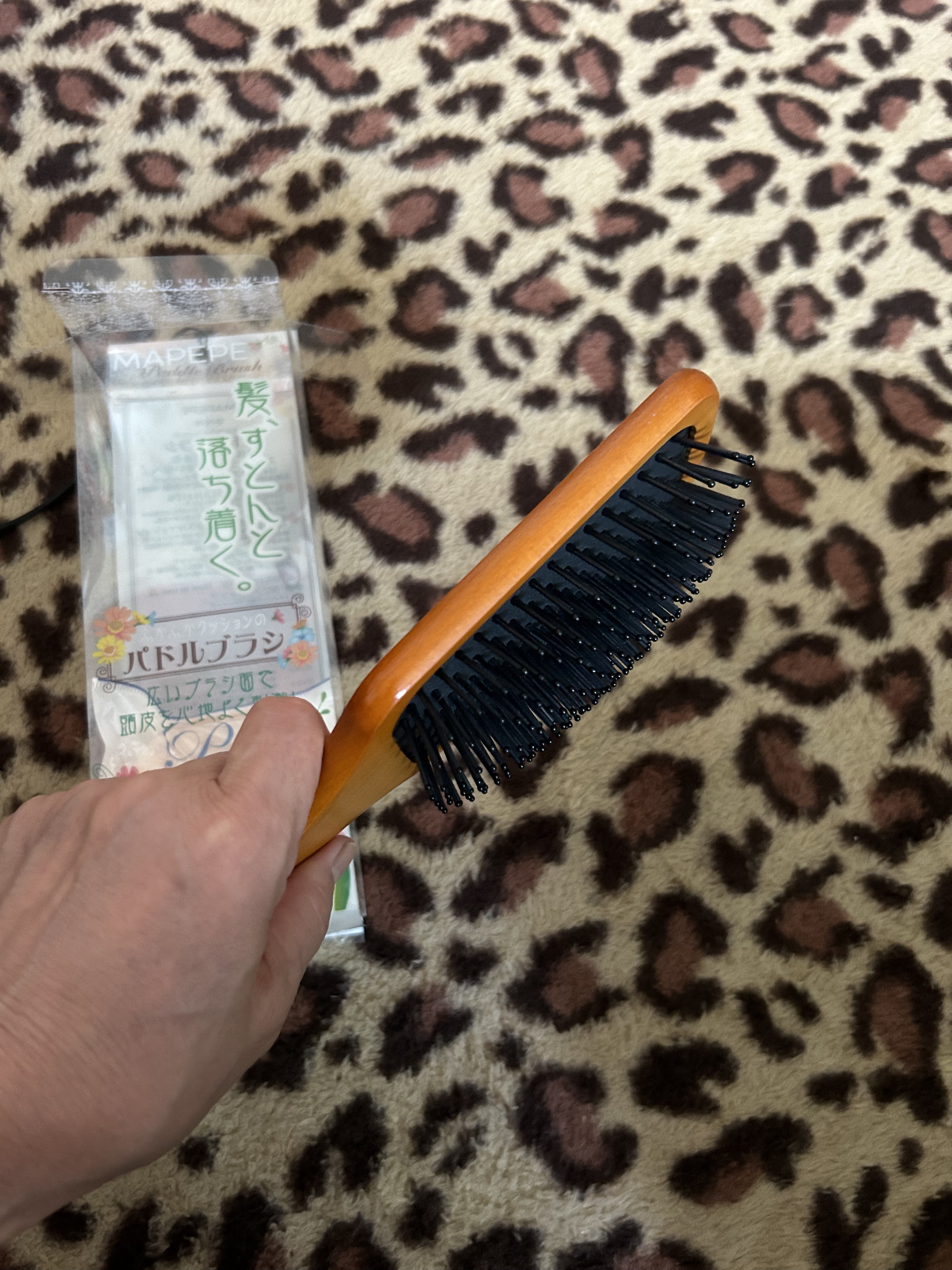 ふかふかクッションのミニパドルブラシ/マペペ/ヘアブラシを使ったクチコミ（2枚目）