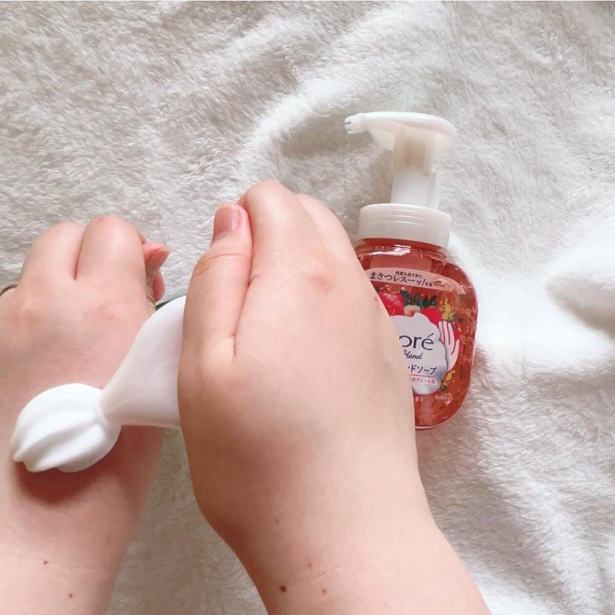 ビオレ ザ ハンド 泡ハンドソープ ボタニカルハーブの香り/ビオレ/ハンドソープを使ったクチコミ(2枚目)