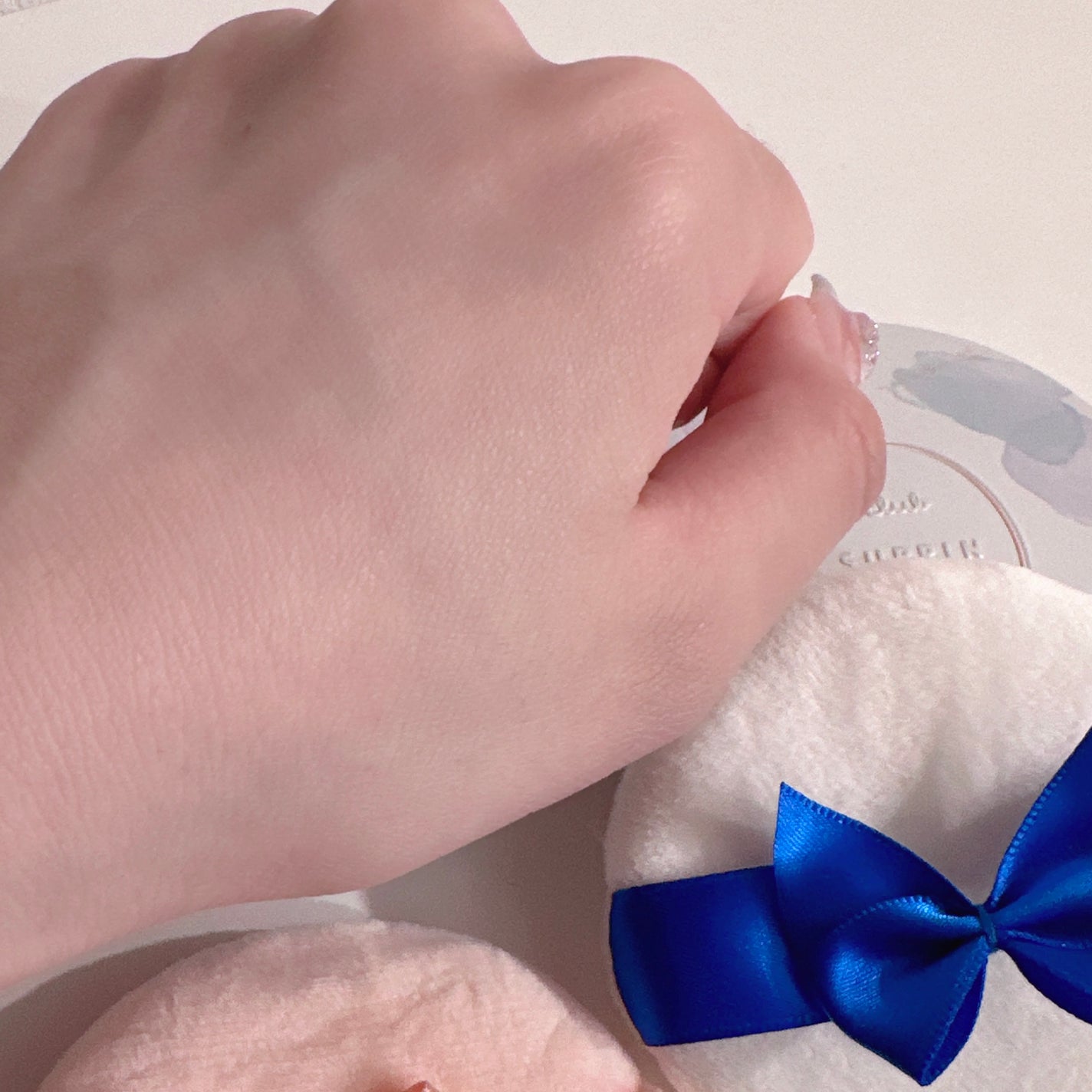 すっぴん ホワイトニングパウダーA/クラブ/プレストパウダーを使ったクチコミ(3枚目)