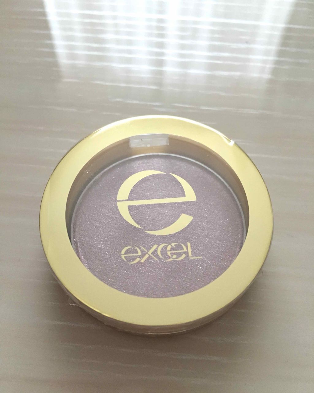 シャイニーシャドウ N/excel/単色アイシャドウを使ったクチコミ(1枚目)