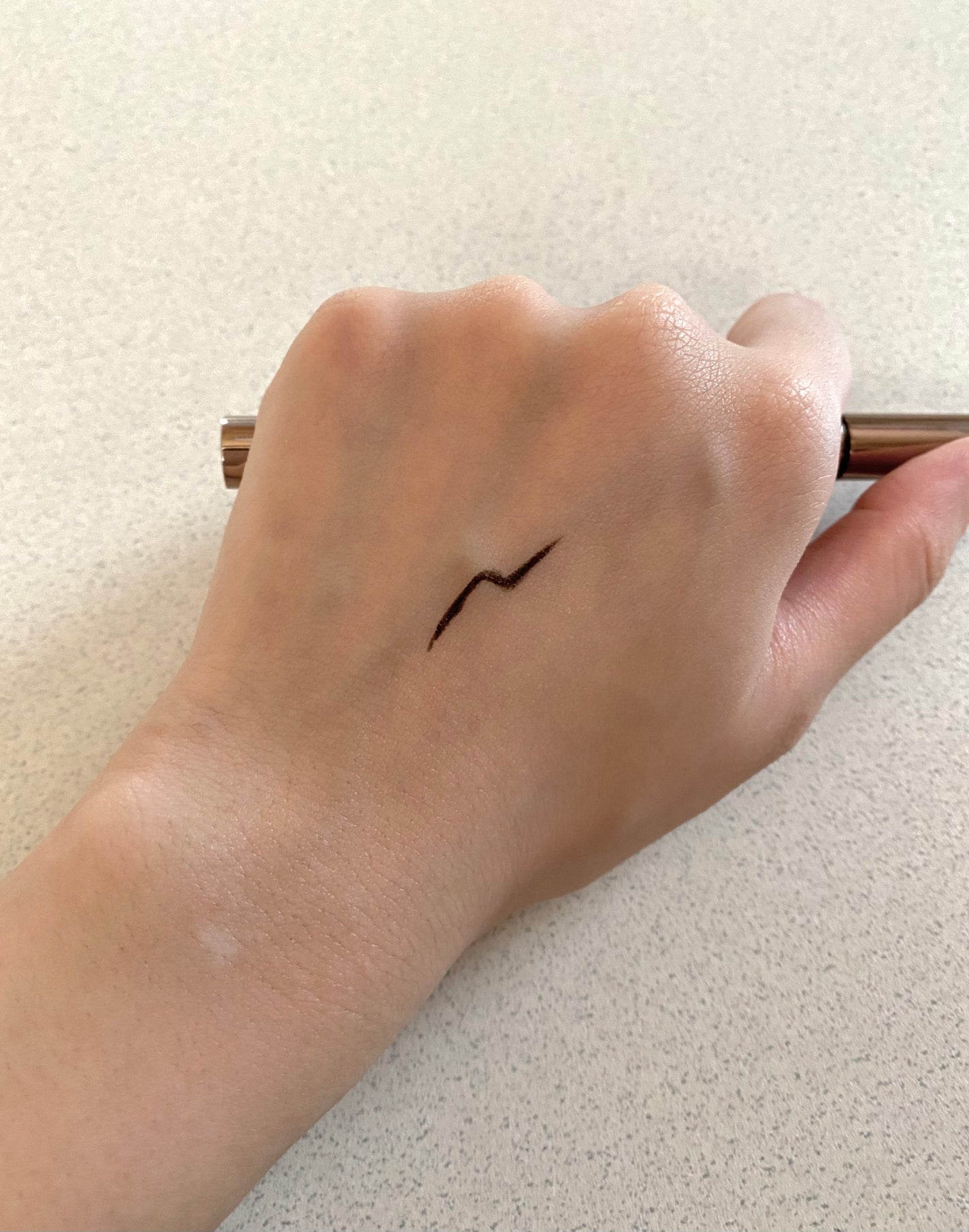 リキッドアイライナーR4/ラブ・ライナー/リキッドアイライナーを使ったクチコミ(6枚目)