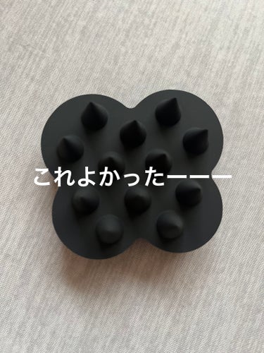 uka uka scalp brush kenzanのクチコミ「ukaスカルプ ブラシ ケンザンuka scalp brush kenzan

今までずっと百.....」（1枚目）