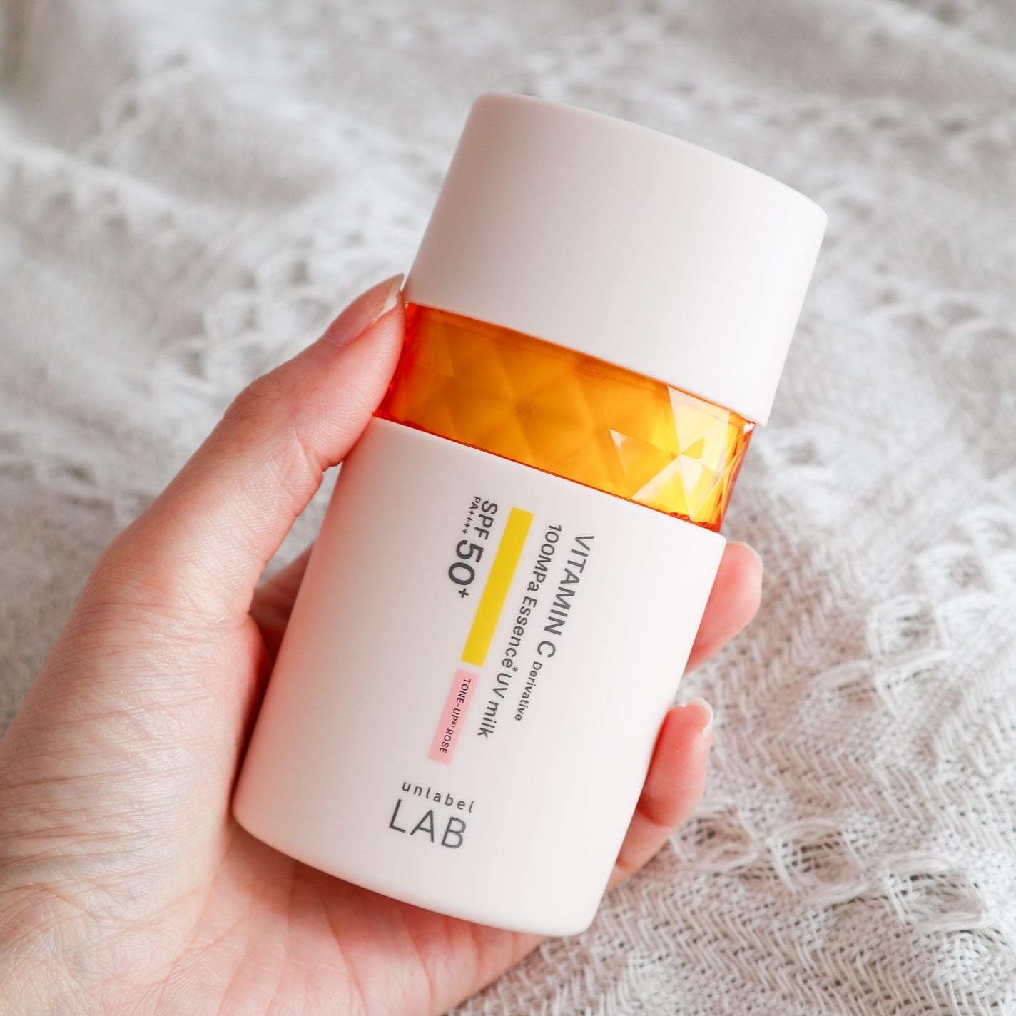 Vトーンアップ UVミルク/unlabel/日焼け止めミルクを使ったクチコミ(2枚目)