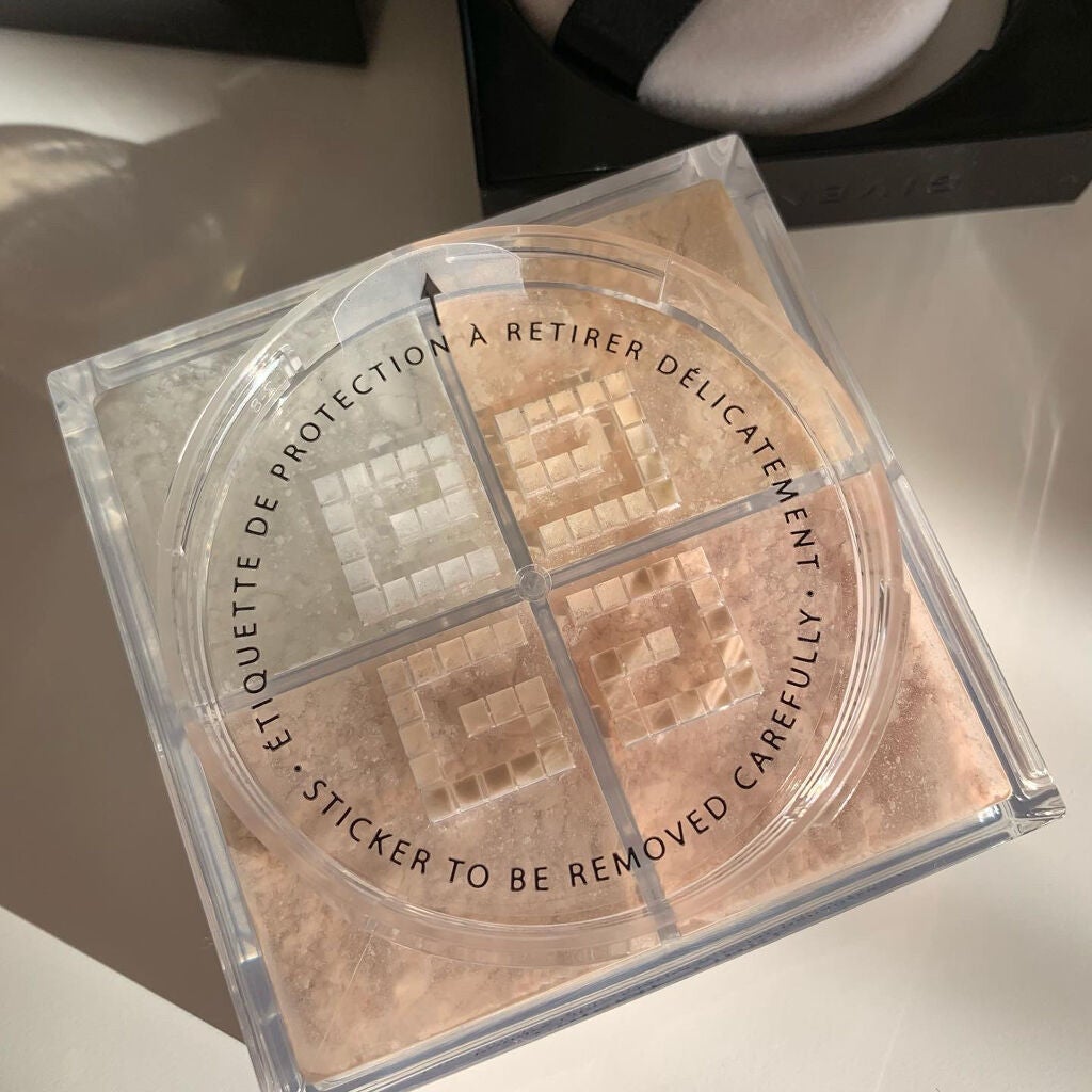 プリズム・リーブル/GIVENCHY/ルースパウダーを使ったクチコミ(2枚目)