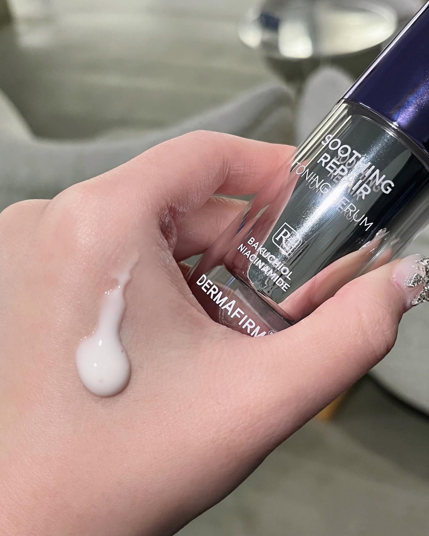 SOOTHING REPAIR TONING SERUM R4/ダーマファーム/美容液を使ったクチコミ(7枚目)