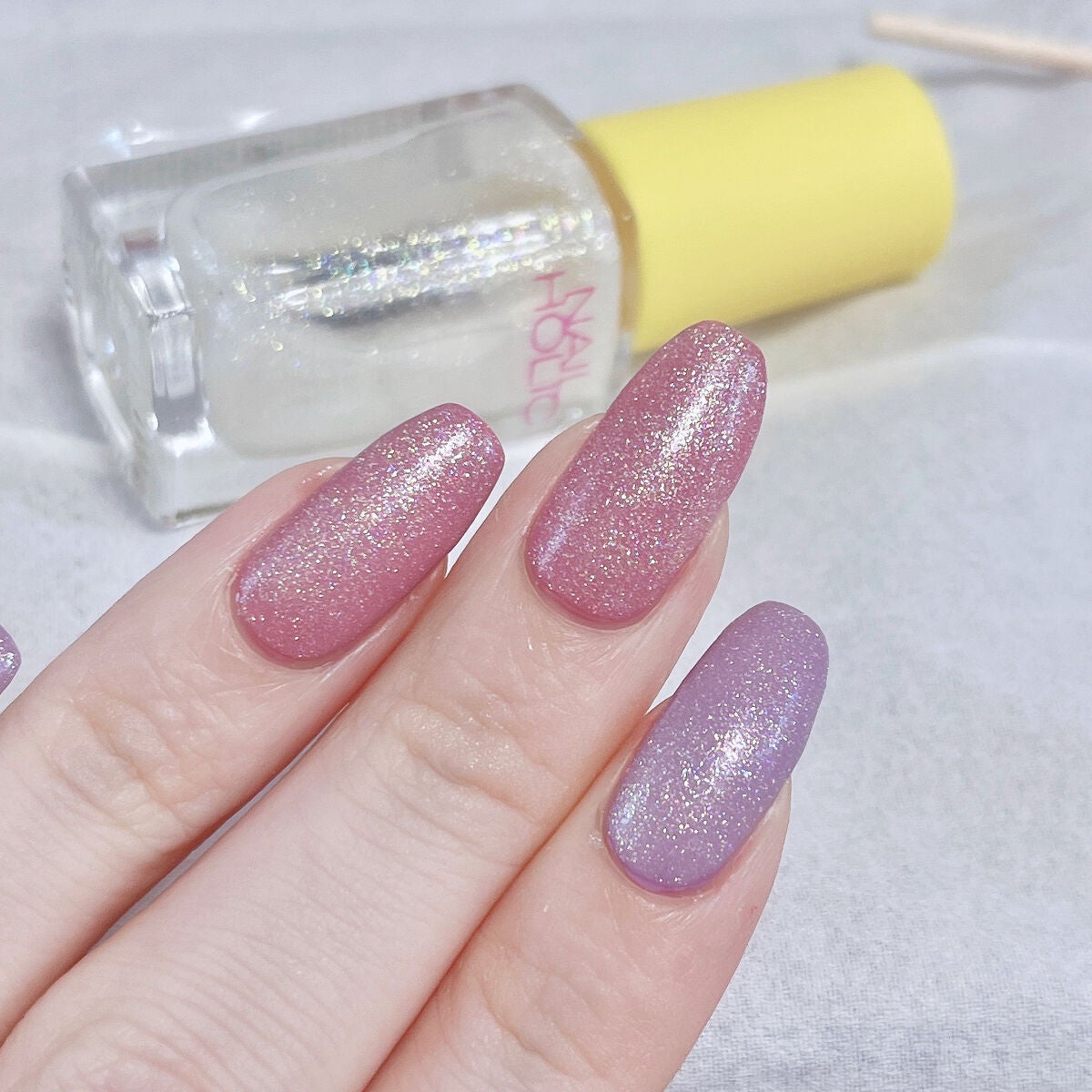 リミテッドカラー(SUMMER PARTY)/ネイルホリック/マニキュアを使ったクチコミ(2枚目)