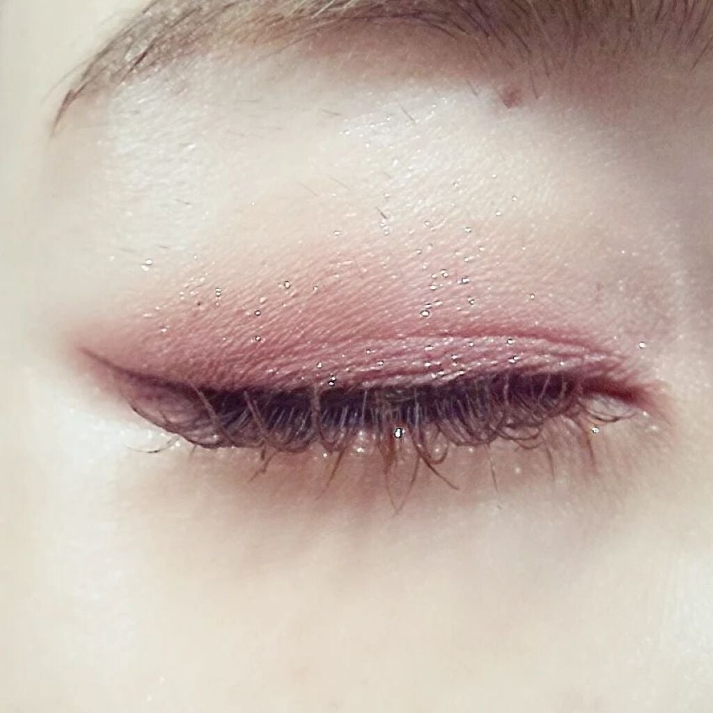 きつね on LIPS 「今日のメイク🐥ほんと、ベースメイクだるくてもうVTのサンパクト..」(5枚目)