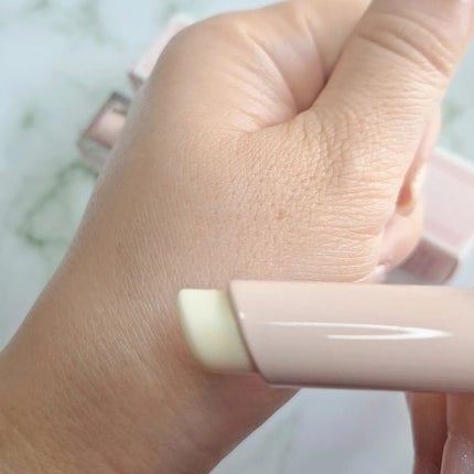 イレジスティブル ソリッド パフューム/GIVENCHY/練り香水を使ったクチコミ(4枚目)