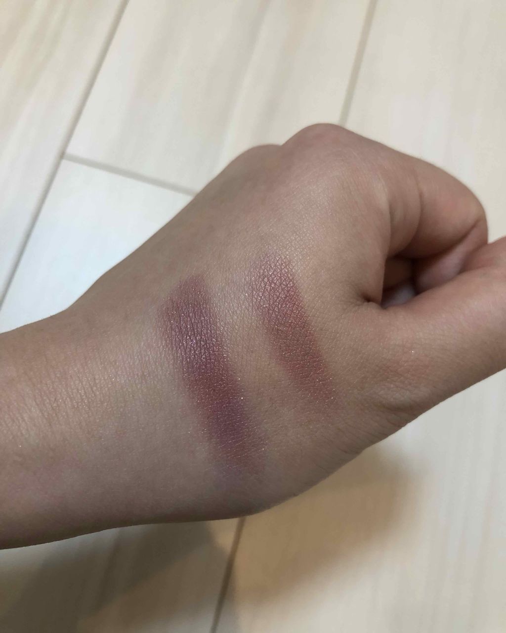 トーン タッチ アイズ/SUQQU/単色アイシャドウを使ったクチコミ(2枚目)