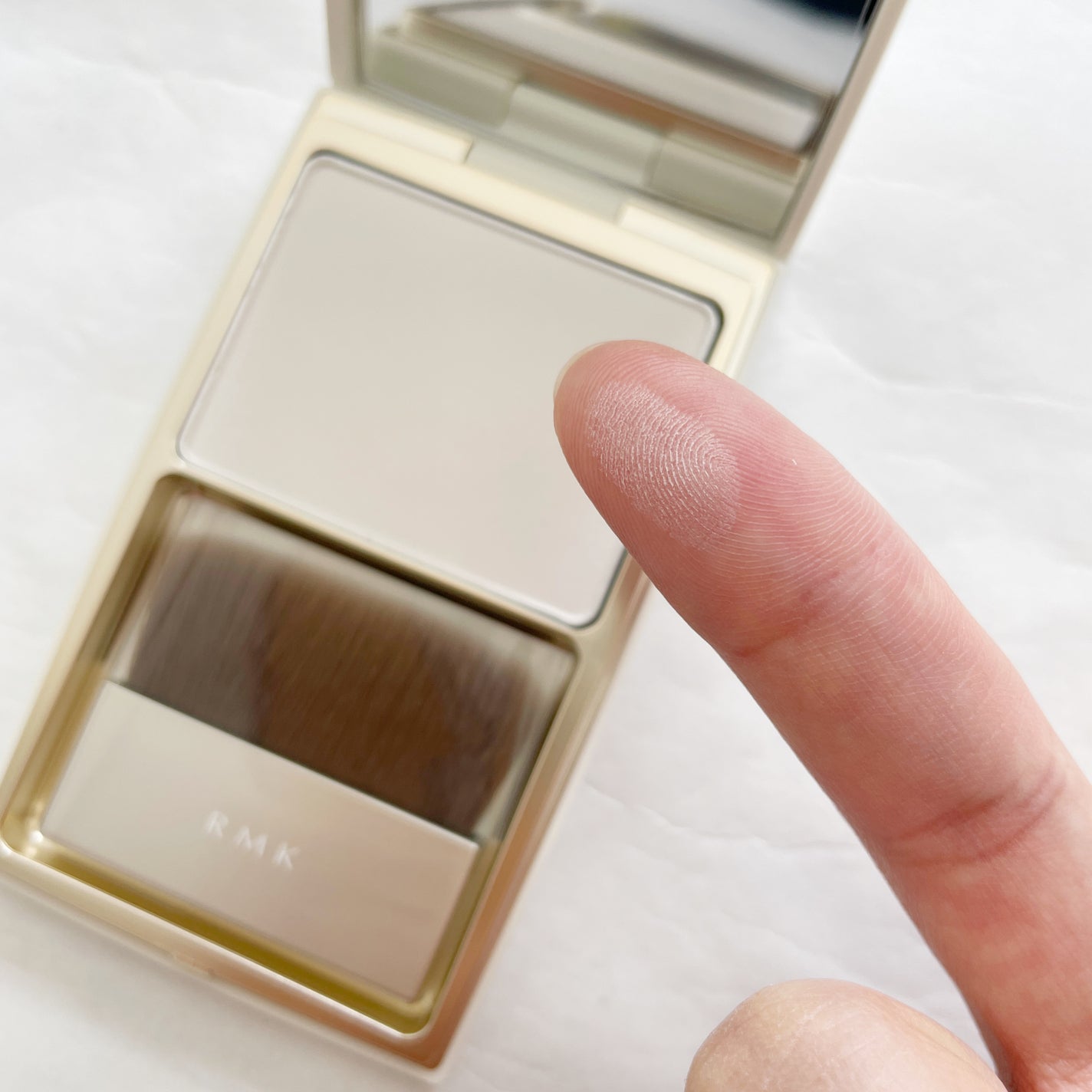 シルクフィット セッティングパウダー/RMK/プレストパウダーを使ったクチコミ(3枚目)