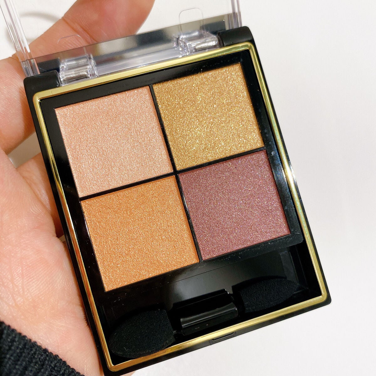 リアルクローズシャドウ/excel/アイシャドウパレットを使ったクチコミ(2枚目)