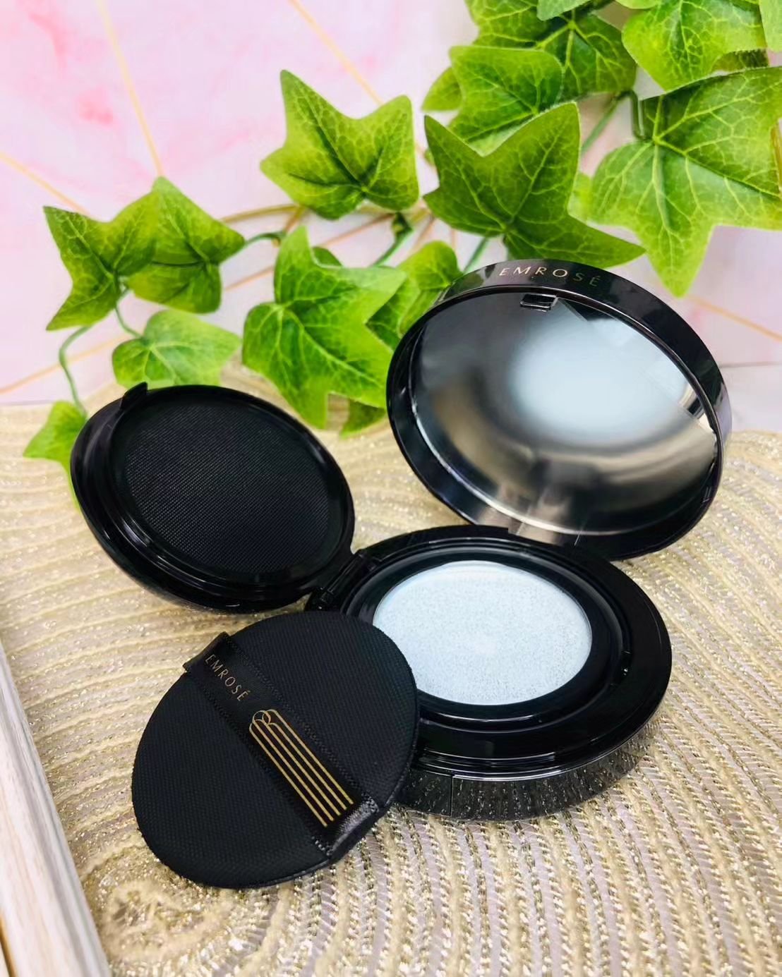 ブルートーンアップクッション/EMROSÉ/クッションファンデーションを使ったクチコミ（2枚目）