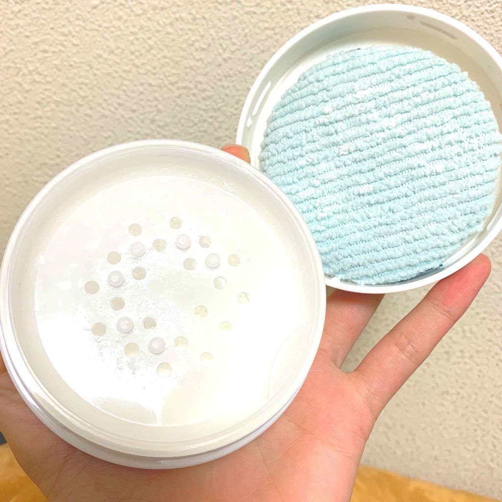 薬用さらさらデオドラントパウダー/デオナチュレ/デオドラント・制汗剤を使ったクチコミ(3枚目)