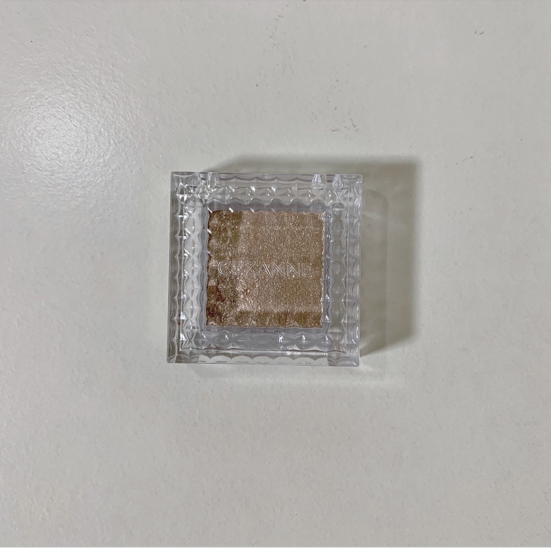 シングルカラーアイシャドウ 01 パールベージュ/CEZANNE/単色アイシャドウを使ったクチコミ（1枚目）