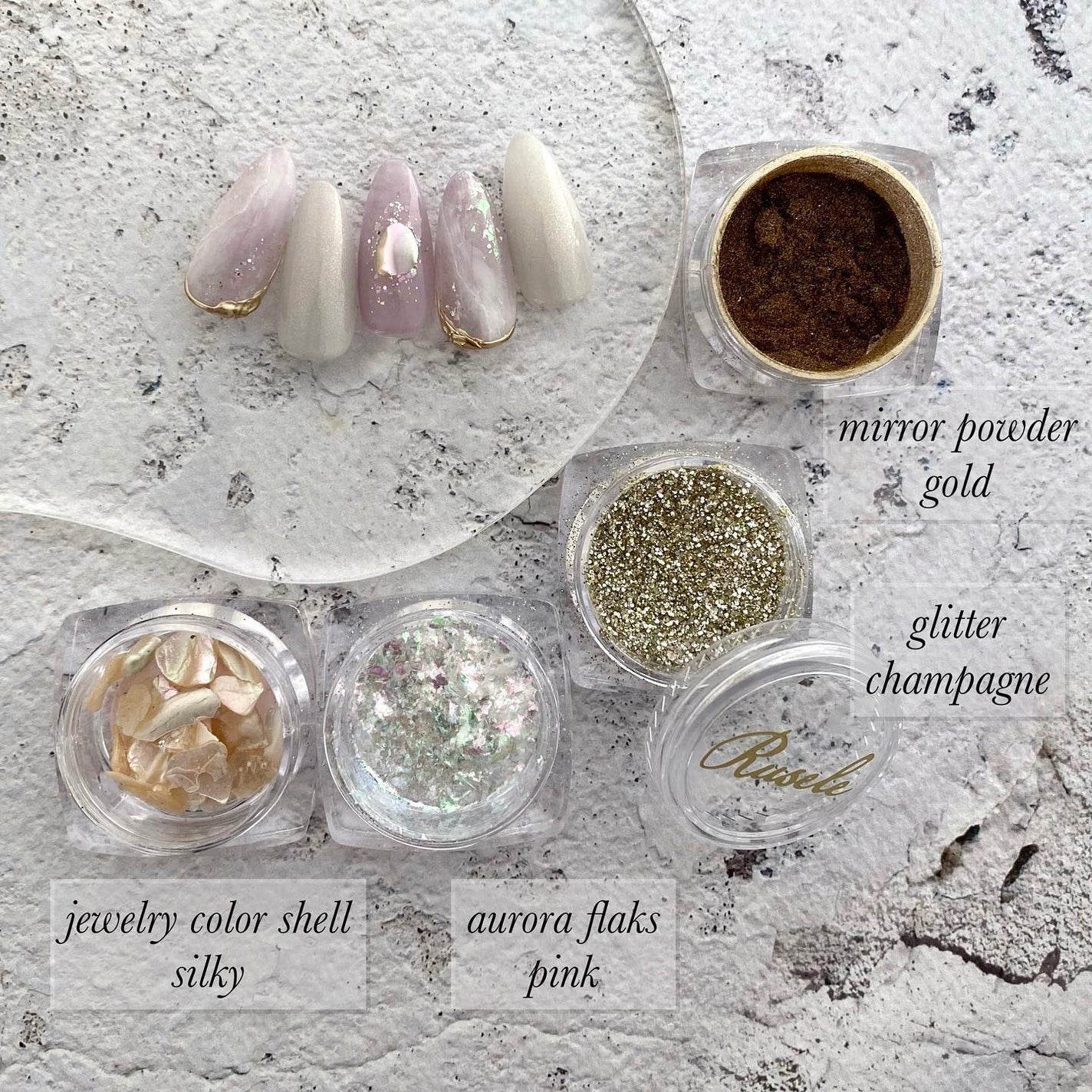 naomi on LIPS 「オーロラフレークで天然石✨ルセレのオーロラフレークは使うカラ..」(2枚目)