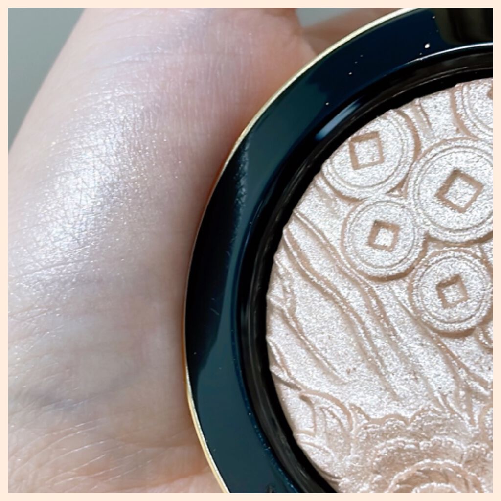 ルナーラックコレクション エクストラ ディメンション スキンフィニッシュ ルナーライツ/M・A・C/パウダーハイライトを使ったクチコミ(3枚目)