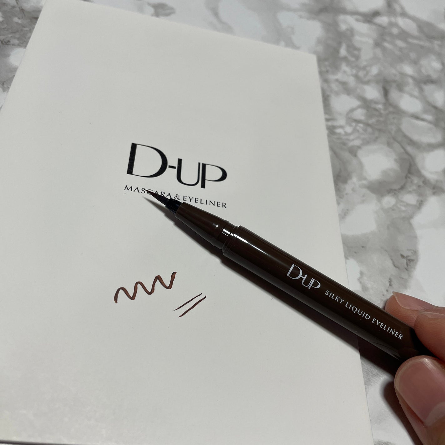 シルキーリキッドアイライナーWP/D-UP/リキッドアイライナーを使ったクチコミ(1枚目)