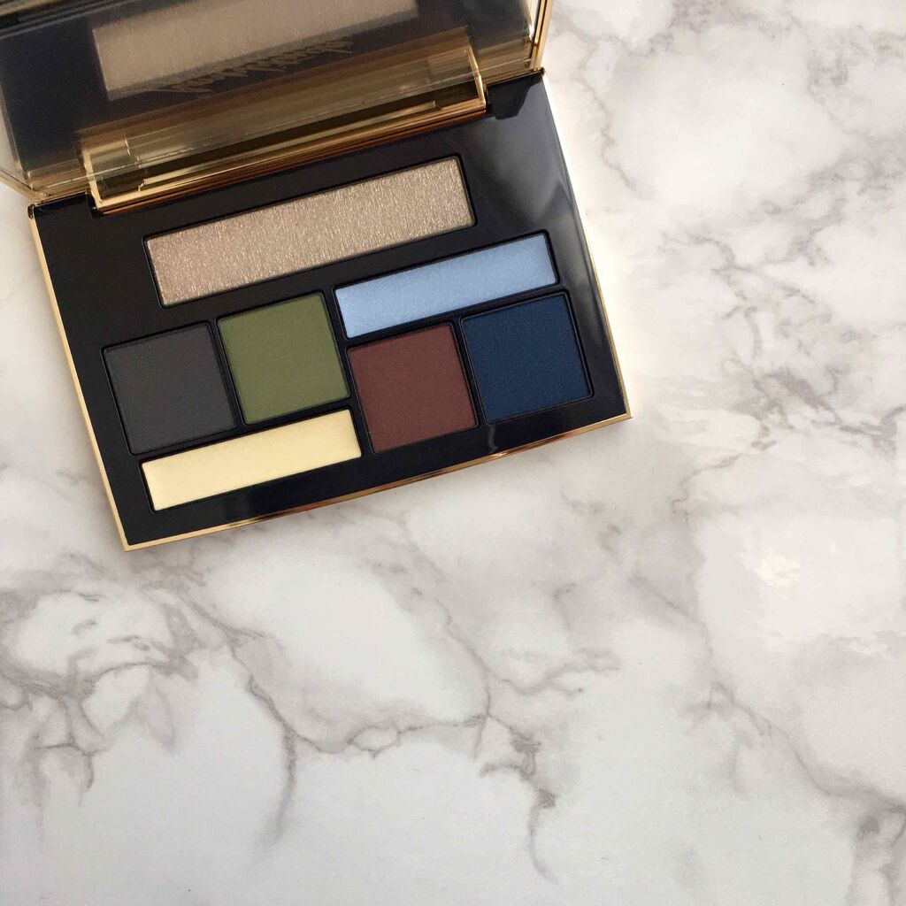 アイカラーパレット ホリデーリミテッド/Amplitude/アイシャドウパレットを使ったクチコミ(1枚目)