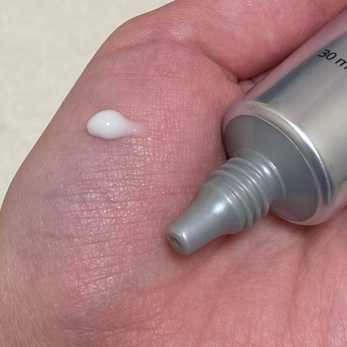 エッセンシャル リアル アイクリーム フォーフェイス/AHC/アイケア・アイクリームを使ったクチコミ(2枚目)