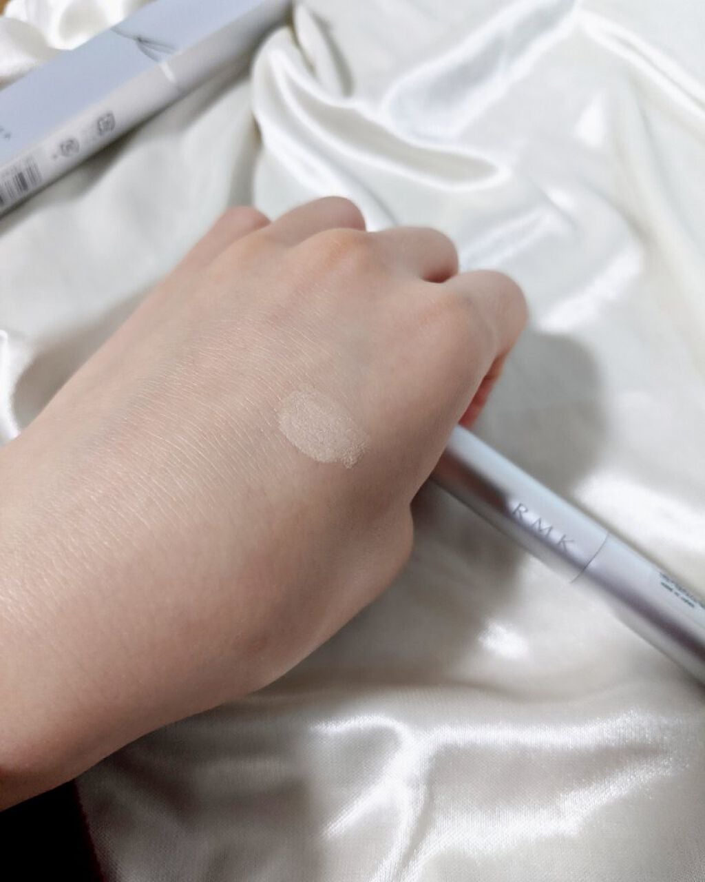 ルミナス ペンブラッシュコンシーラー/RMK/リキッドコンシーラーを使ったクチコミ(2枚目)