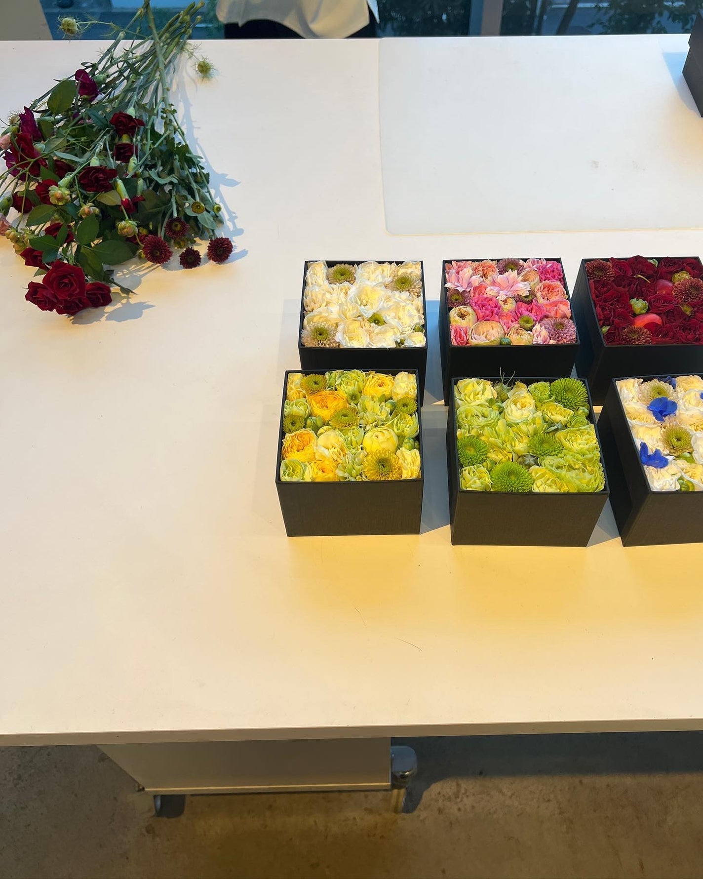 t_h_h_t on LIPS 「*@tsubaki_jpTSUBAKI×ニコライバーグマンリミ..」(4枚目)