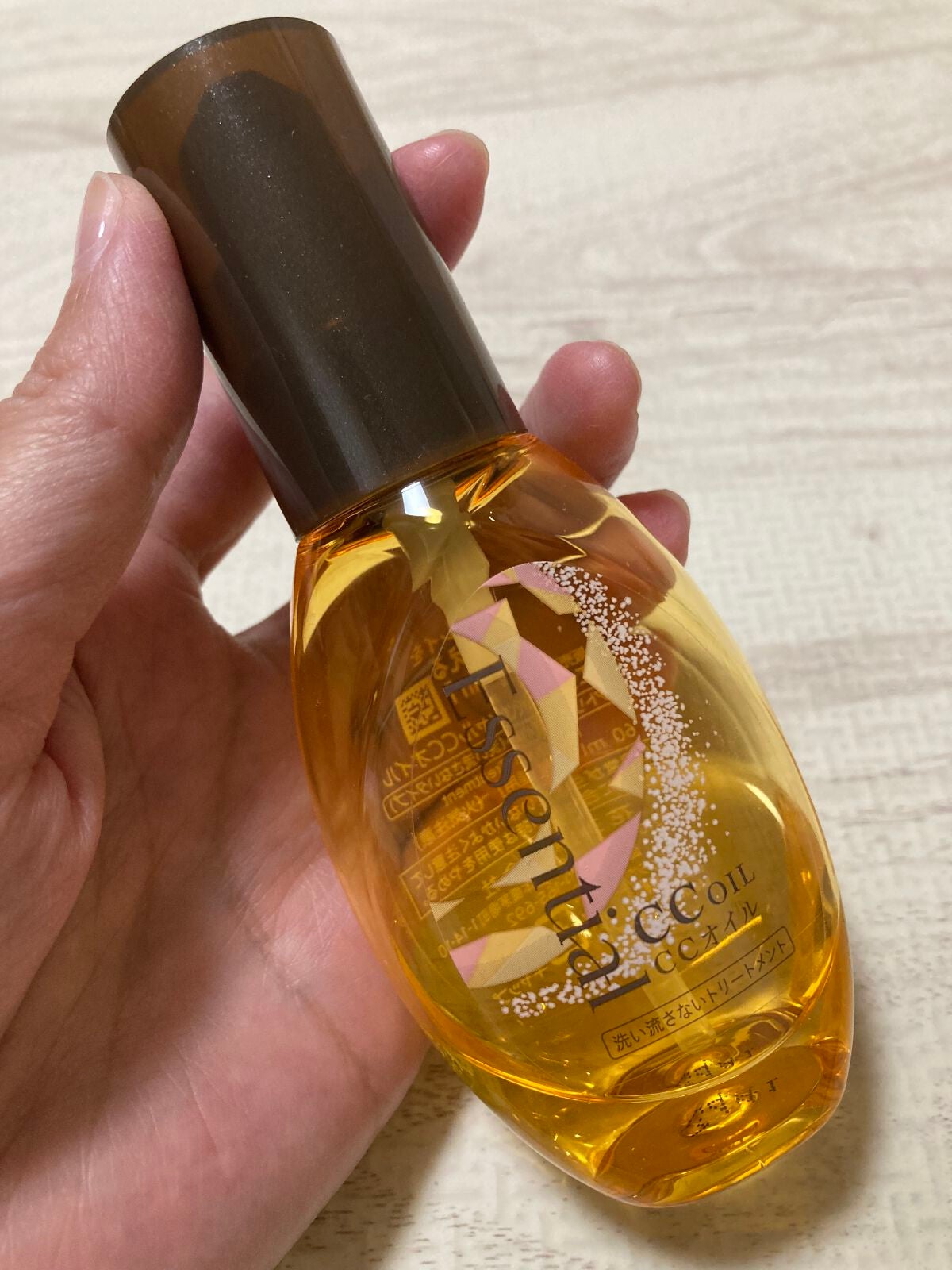 CCオイル/エッセンシャル/ヘアオイルを使ったクチコミ(1枚目)