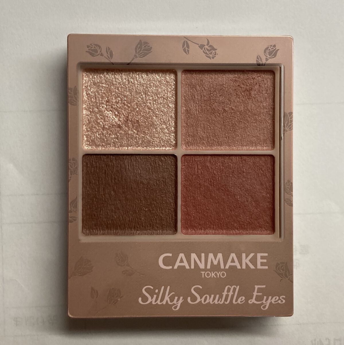 シルキースフレアイズ（マットタイプ）/キャンメイク/アイシャドウパレットを使ったクチコミ（1枚目）