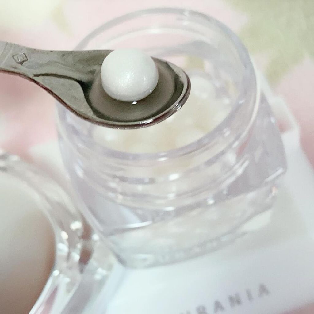 クリスタルパール/URANIA/フェイスクリームを使ったクチコミ（3枚目）