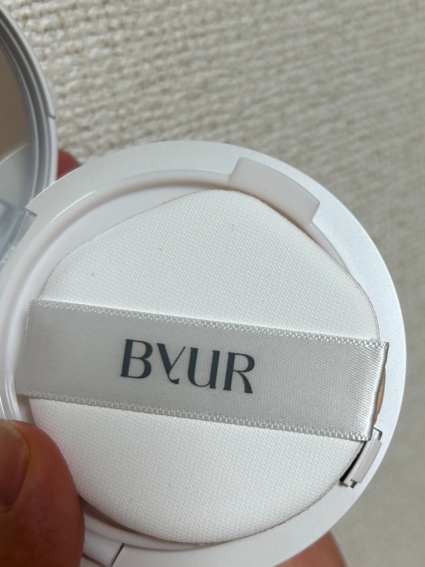 セラムフィット フルカバー グロークッション V1/ByUR/クッションファンデーションを使ったクチコミ(6枚目)