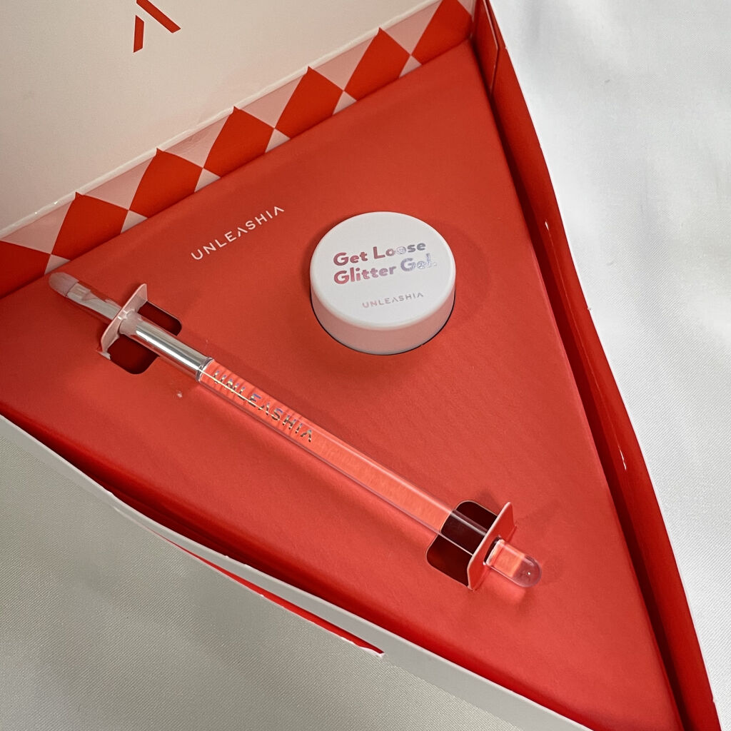 ゲットルーズグリッタージェル N°3ゴールドオブセッサ/unleashia/グリッターを使ったクチコミ（2枚目）