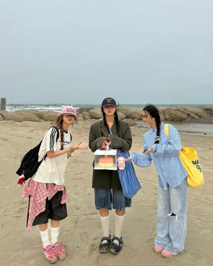 ひとみ on LIPS 「Thefriendshipthatcomeswhenevery..」(4枚目)