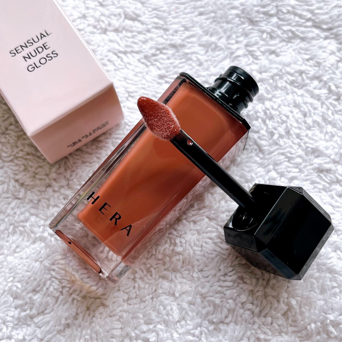 センシュアルヌードグロス/HERA/リップグロスを使ったクチコミ(2枚目)