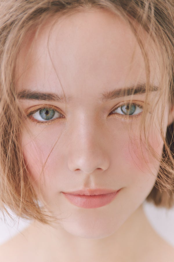 SNIDEL BEAUTYからブランド初の香水、美肌印象を叶えるシルキーなパウダーチークが登場!の画像