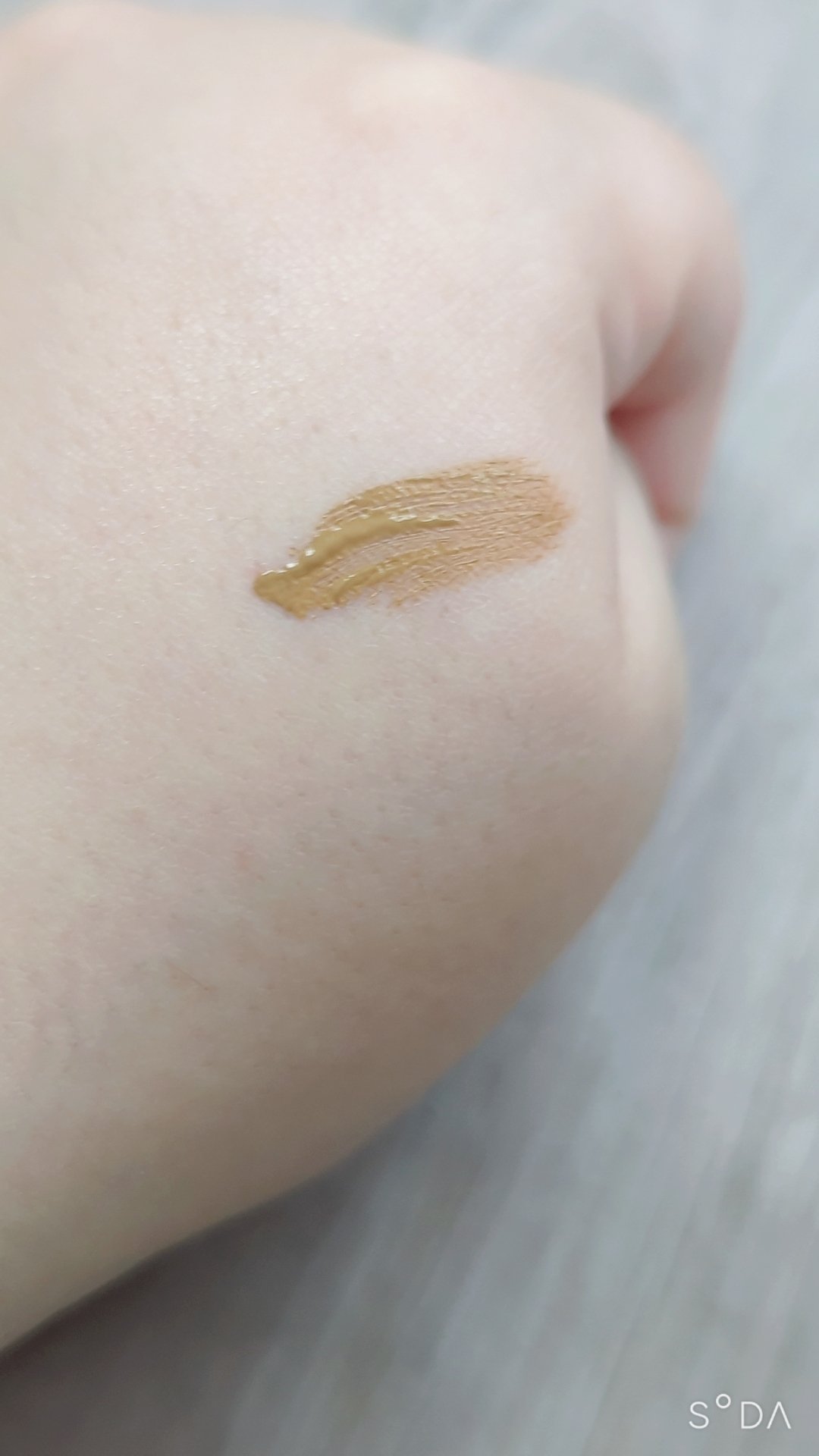 アイブロウマスカラ 02　ライトベージュ/CEZANNE/眉マスカラを使ったクチコミ（2枚目）