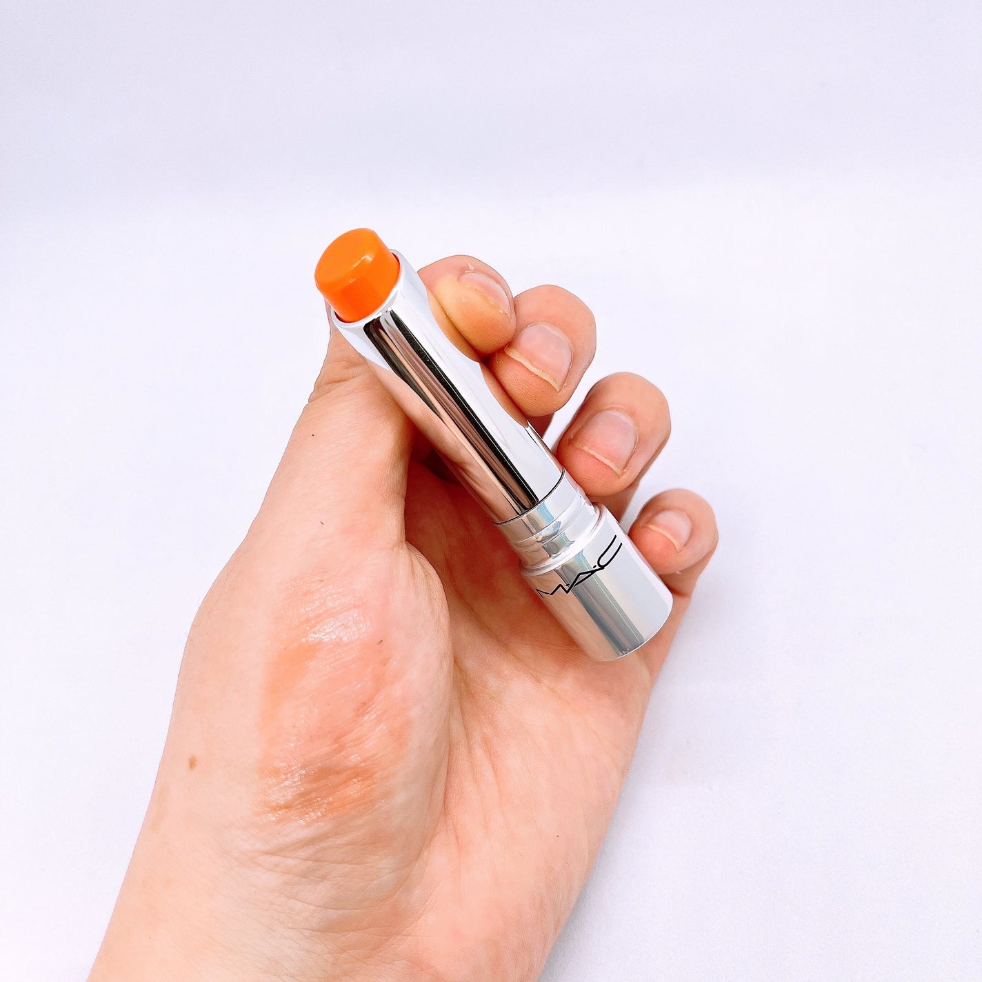 グロー プレイ テンダートーク リップ バーム/M・A・C/リップバームを使ったクチコミ(3枚目)