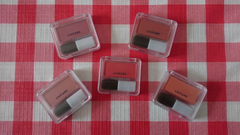 チーク カラー(ブラシ付)/ちふれ/パウダーチークを使ったクチコミ（1枚目）