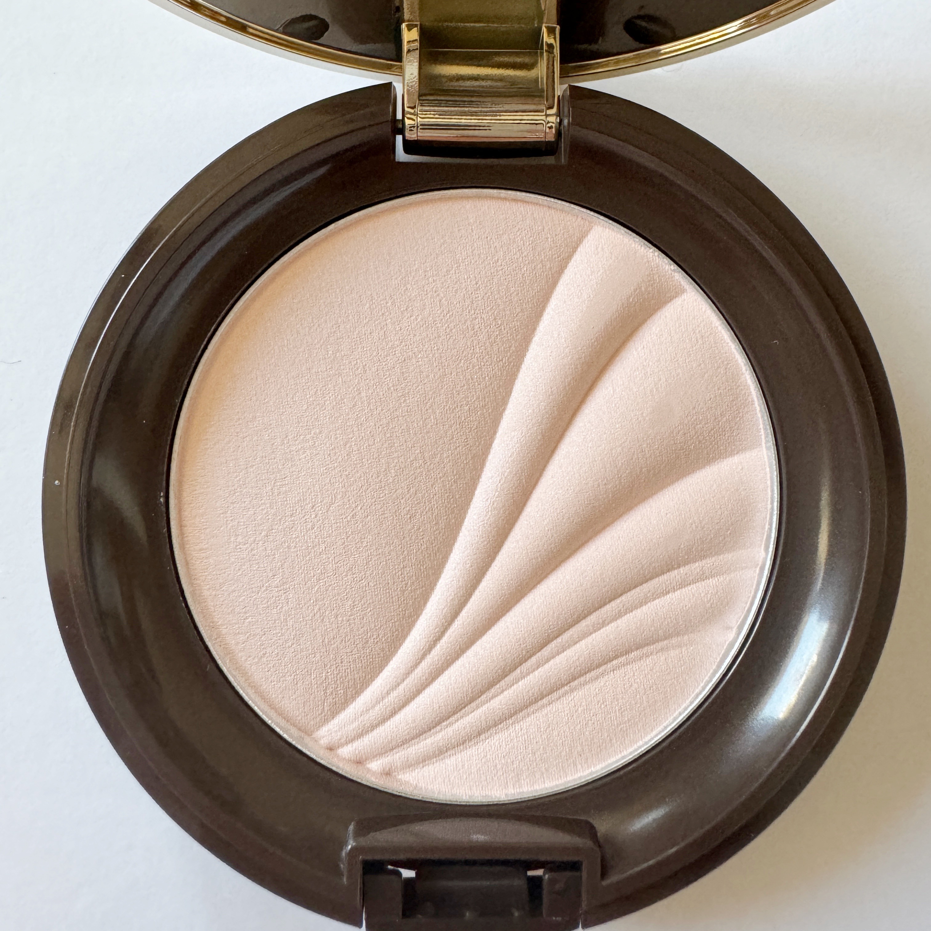 フェイスアップ プレストパウダー SPF23 / PA++ 01 ライトアップピンク　/COVERMARK/プレストパウダーを使ったクチコミ（3枚目）