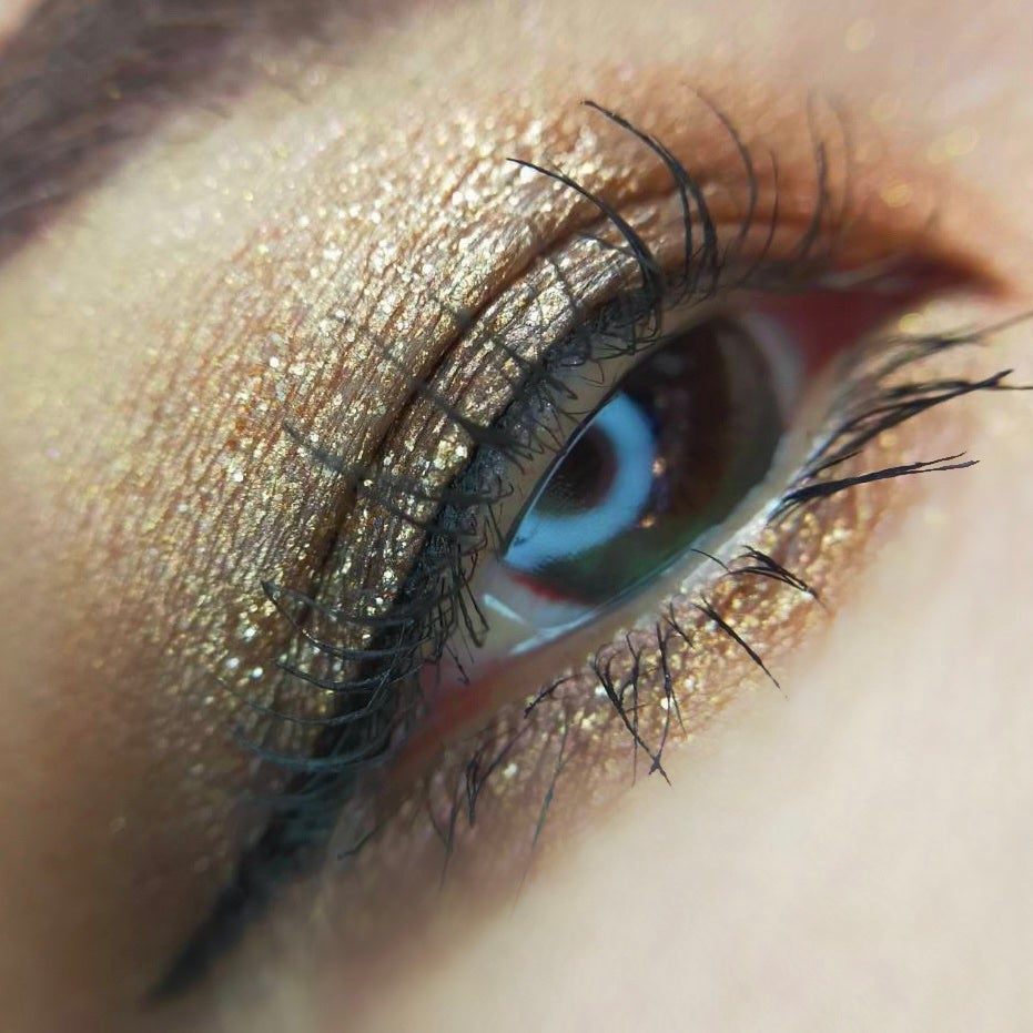 ダズルシャドウ リキッド/M・A・C/リキッドアイシャドウを使ったクチコミ(4枚目)