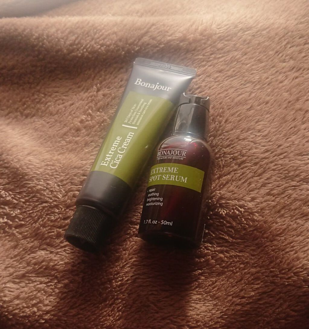 エクストリームシカクリーム/Bonajour/フェイスクリームを使ったクチコミ（2枚目）