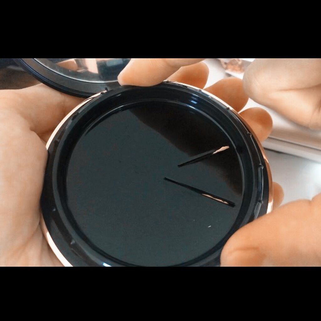 スキンフィットグラインディングセラムカバーパクト/ダルバ/その他ファンデーションを使ったクチコミ（2枚目）