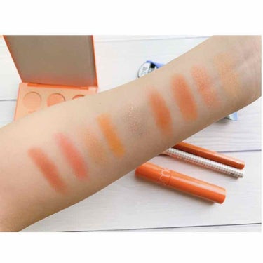 ORANGE YOU GLAD/ColourPop/アイシャドウパレットを使ったクチコミ（3枚目）