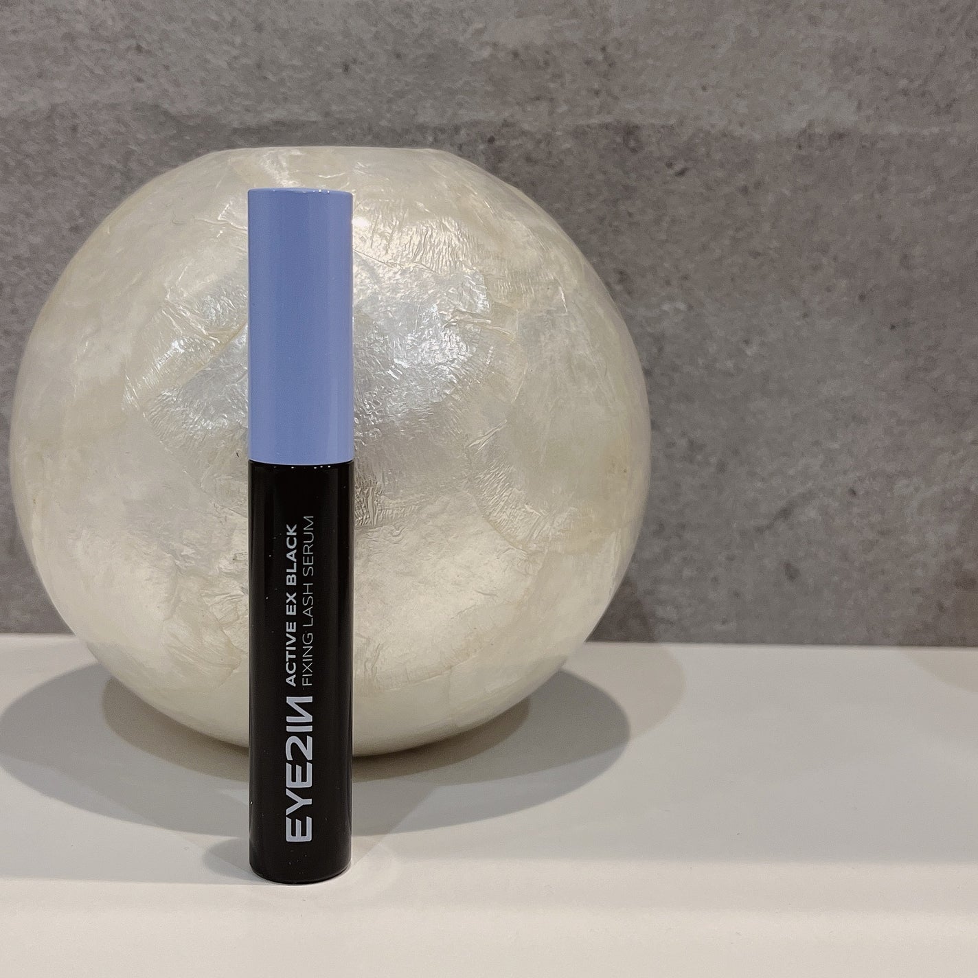 y.csm.s on LIPS 「.EYE2INアクティブEXブラックフィキシングラッシュセラム..」(4枚目)