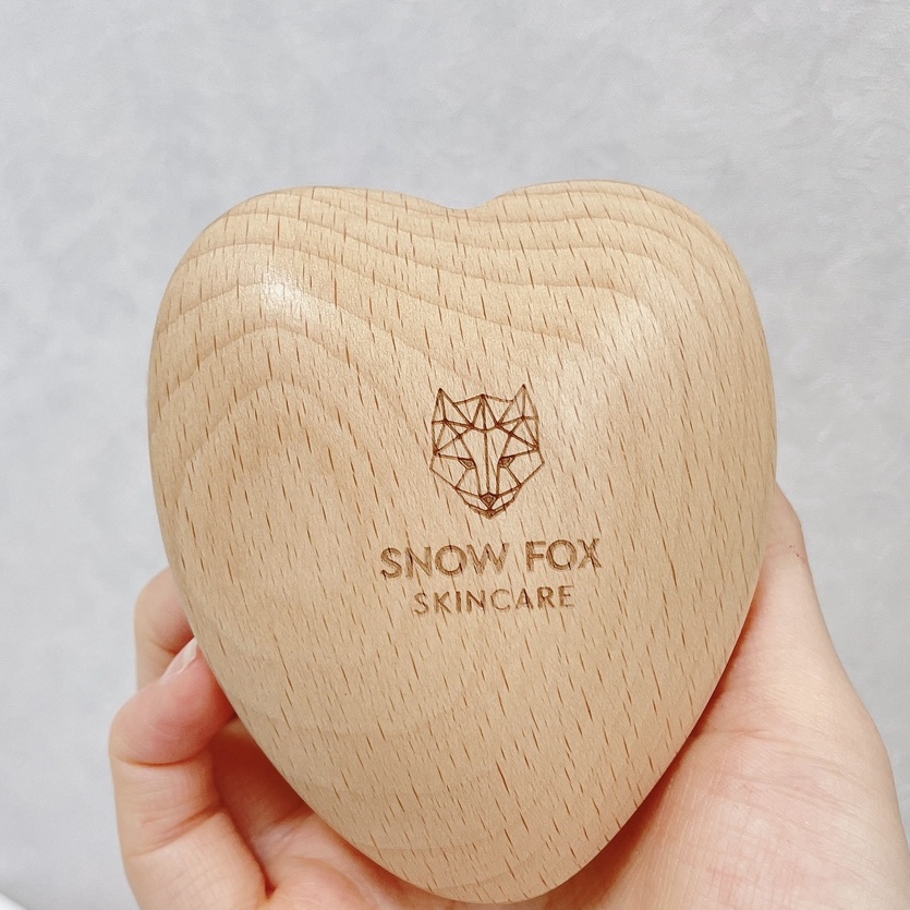 プレミアム FOX カッサ ウッド ミニハート ヘアブラシ/SNOW FOX SKINCARE/ヘアブラシを使ったクチコミ（3枚目）
