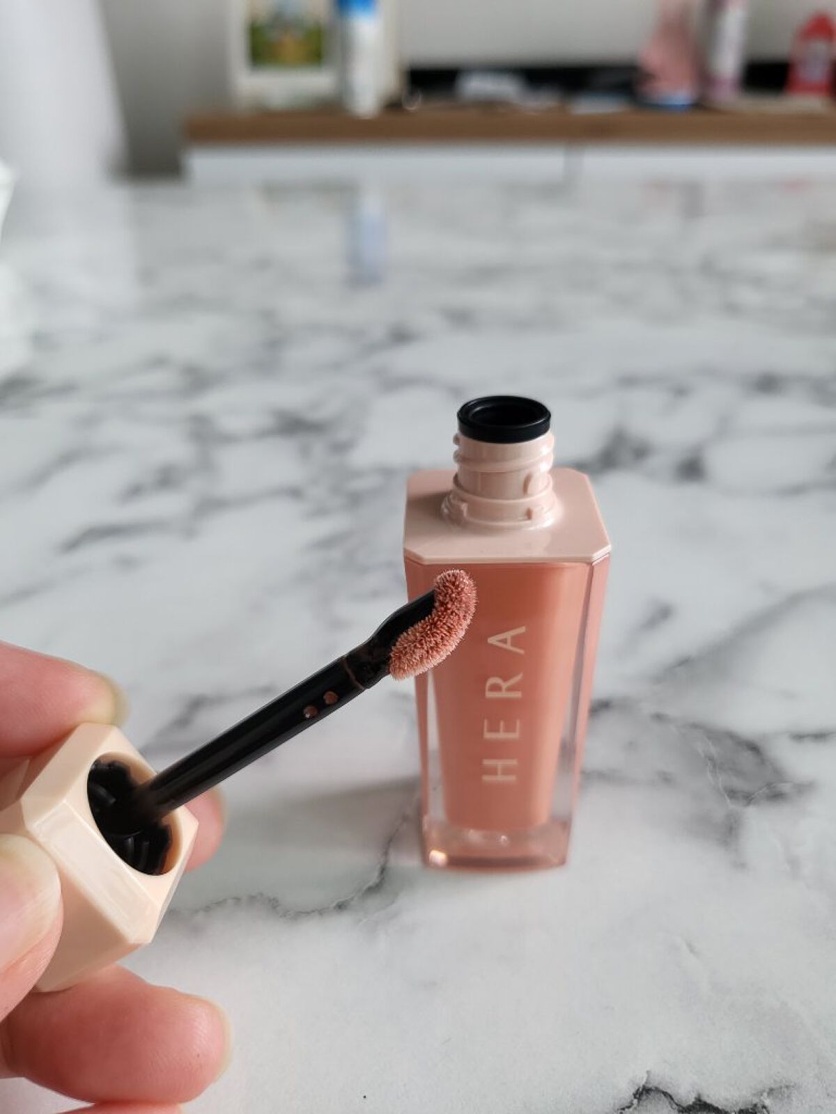 センシュアルスパイシーヌードグロス/HERA/リップグロスを使ったクチコミ（3枚目）