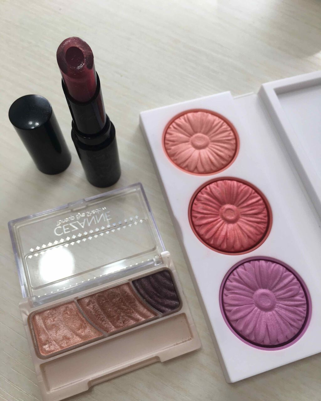 トーンアップアイシャドウ/CEZANNE/アイシャドウパレットを使ったクチコミ（1枚目）