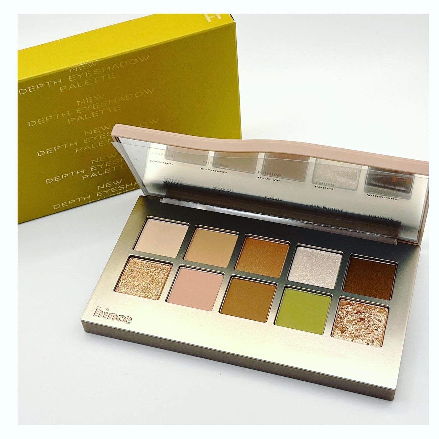 ニューデップスアイシャドウパレット/hince/アイシャドウパレットを使ったクチコミ(1枚目)