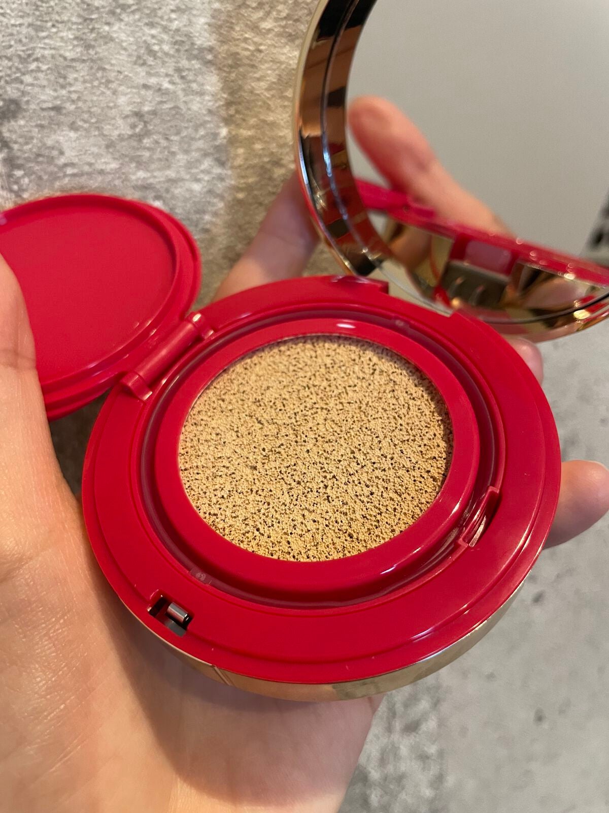 GO クッション/ヴァレンティノ ビューティ/クッションファンデーションを使ったクチコミ(4枚目)