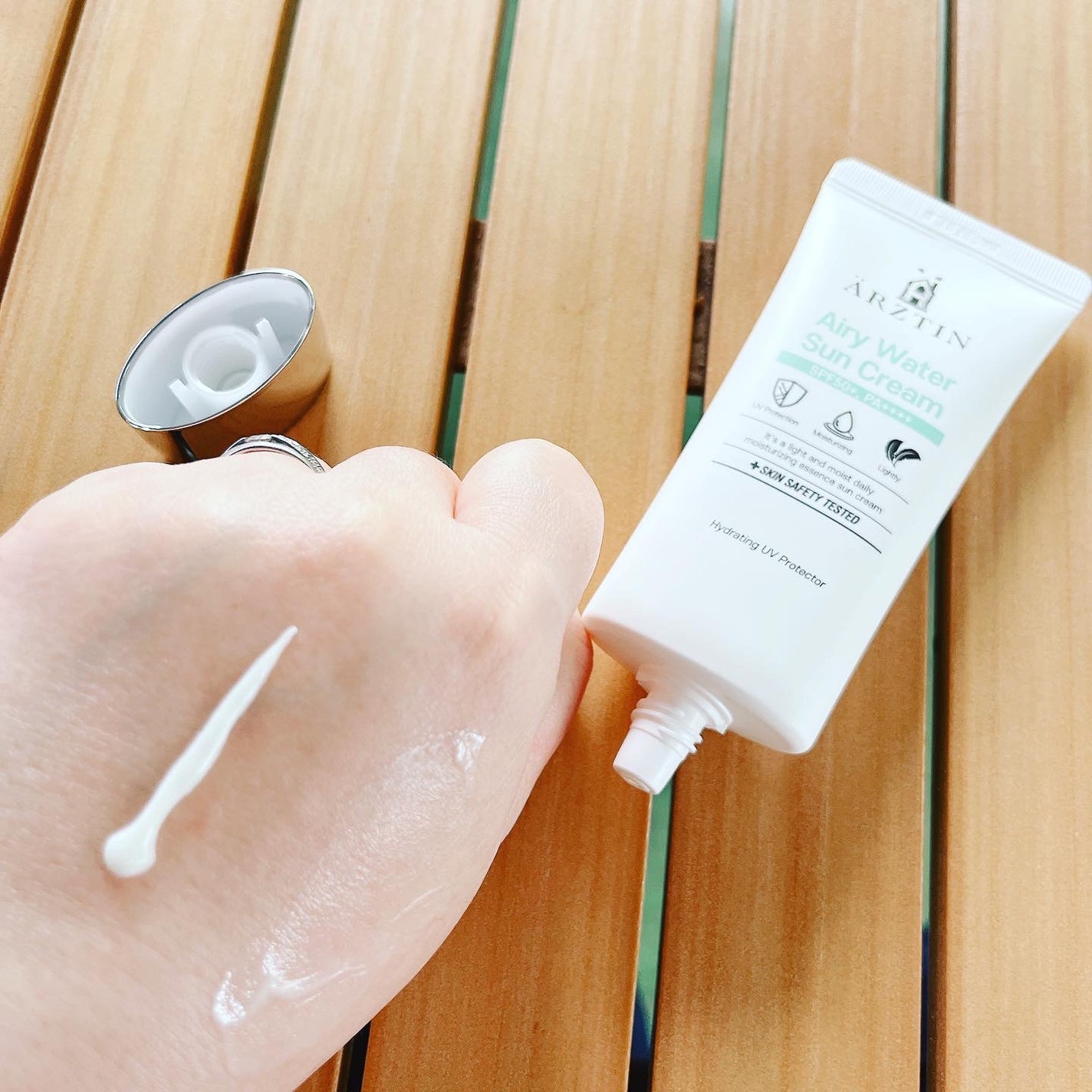 エアリーウォーターサンクリーム/エルツティン/日焼け止めクリームを使ったクチコミ(4枚目)