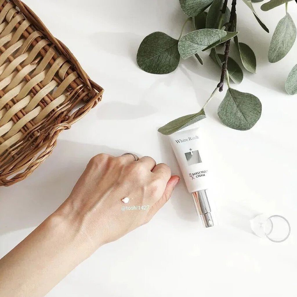 バクシア モイスチャーアップクリーム/White Rush/フェイスクリームを使ったクチコミ（2枚目）